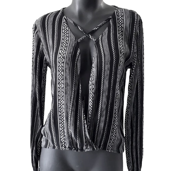 Ripzone | Criss-Cross Blouse - Picture 1 of 9